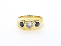 Gouden engelse tiffany model herenring met diamant en saffier - afbeelding 7 van  10