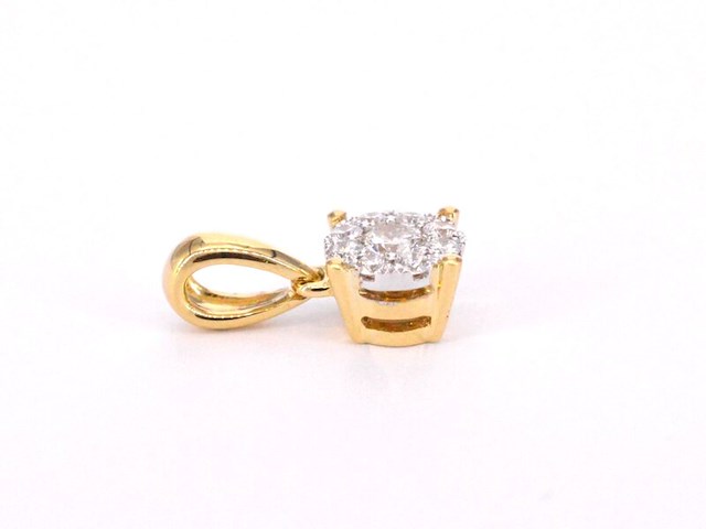 Gouden entourage hanger met briljant geslepen diamanten, excl. ketting - afbeelding 5 van  8