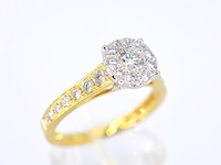 Gouden entourage ring met briljant geslepen diamanten van 1.00 carat - afbeelding 3 van  6