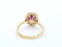 Gouden entourage ring met diamanten en robijn - afbeelding 7 van  8