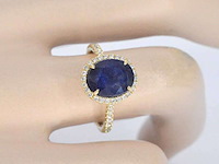 Gouden entourage ring met diamanten en saffier - afbeelding 2 van  7