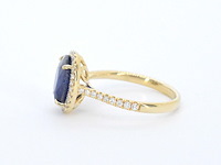 Gouden entourage ring met diamanten en saffier - afbeelding 5 van  5