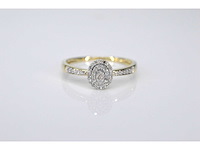 Gouden entourage ring met diamanten - afbeelding 4 van  6