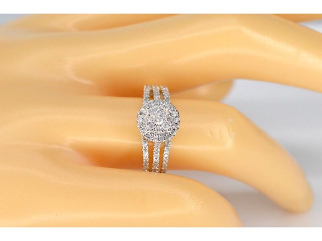 Gouden entourage ring met diamanten - afbeelding 2 van  5