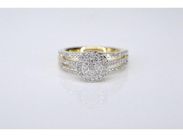 Gouden entourage ring met diamanten - afbeelding 3 van  5