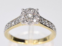Gouden entourage ring met natuurlijke diamanten - afbeelding 1 van  7