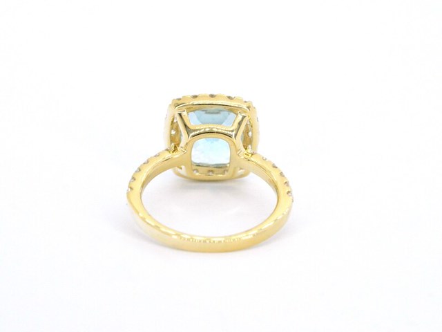 Gouden entourage ring met natuurlijke topaas en diamanten - afbeelding 9 van  11