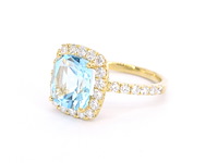 Gouden entourage ring met natuurlijke topaas en diamanten - afbeelding 10 van  11