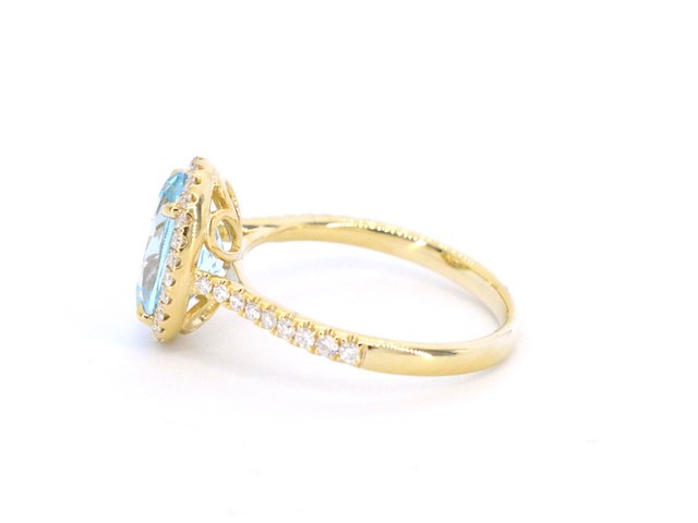 Gouden entourage ring met ovaal geslepen topaas - afbeelding 7 van  11