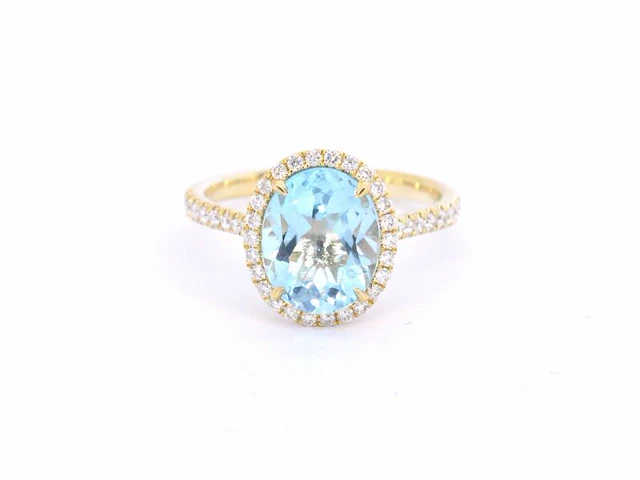 Gouden entourage ring met ovaal geslepen topaas - afbeelding 8 van  11
