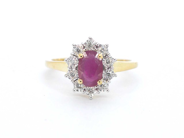 Gouden entourage ring met robijn en diamanten - afbeelding 1 van  10