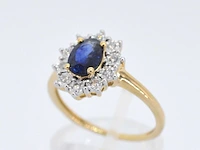 Gouden entourage ring met saffier en briljanten - afbeelding 5 van  11