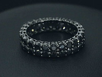 Gouden eternity ring met zwarte diamanten - zwart rhodium - afbeelding 4 van  7