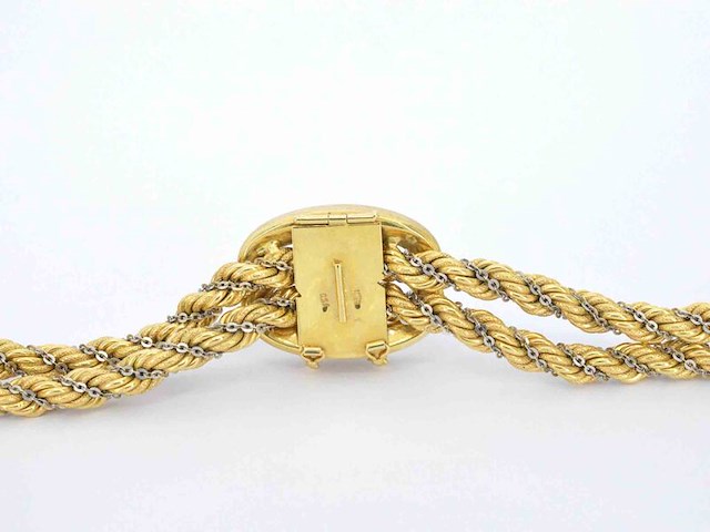 Gouden halsketting met een speciale gouden sluiting - afbeelding 9 van  11