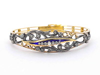 Gouden hand gemaakte armband met roos geslepen diamanten en emaille - afbeelding 1 van  4