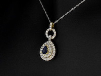 Gouden hanger met diamanten en een saffier in druppelvorm - afbeelding 4 van  8