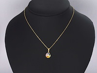 Gouden hanger met diamanten en multicolour saffieren, excl. ketting - afbeelding 2 van  6