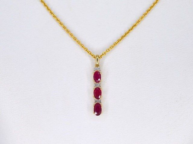 Gouden hanger met diamanten en robijn, excl. ketting - afbeelding 2 van  7