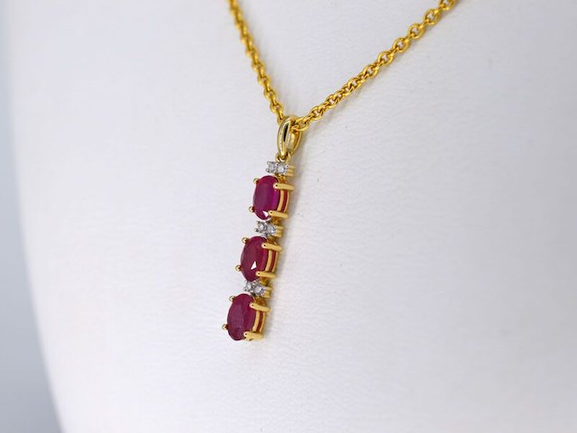 Gouden hanger met diamanten en robijn, excl. ketting - afbeelding 3 van  7