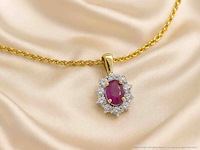 Gouden hanger met diamanten en robijn, excl. ketting - afbeelding 2 van  12