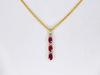 Gouden hanger met diamanten en robijn - afbeelding 2 van  5