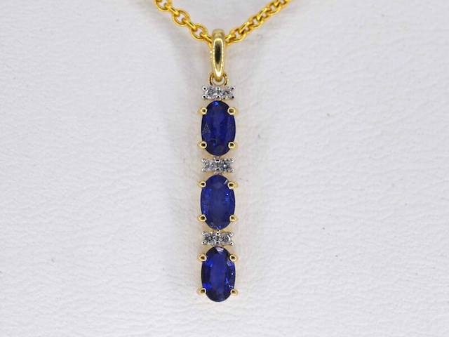 Gouden hanger met diamanten en saffier, excl. ketting - afbeelding 1 van  7