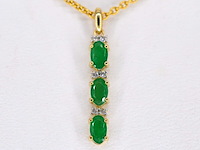 Gouden hanger met diamanten en smaragd, excl. ketting - afbeelding 1 van  7