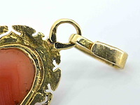 Gouden hanger met edelsteen - afbeelding 7 van  9