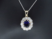 Gouden hanger met een blauwe edelsteen en natuurlijke witte diamanten - afbeelding 3 van  10