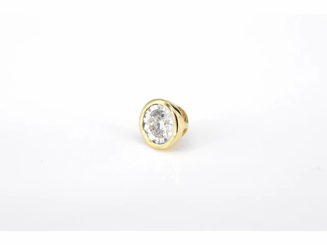 Gouden hanger met een briljant geslepen diamant - afbeelding 4 van  5