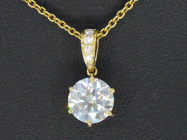 Gouden hanger met een diamant van 2.00 carat, excl. ketting - afbeelding 1 van  9