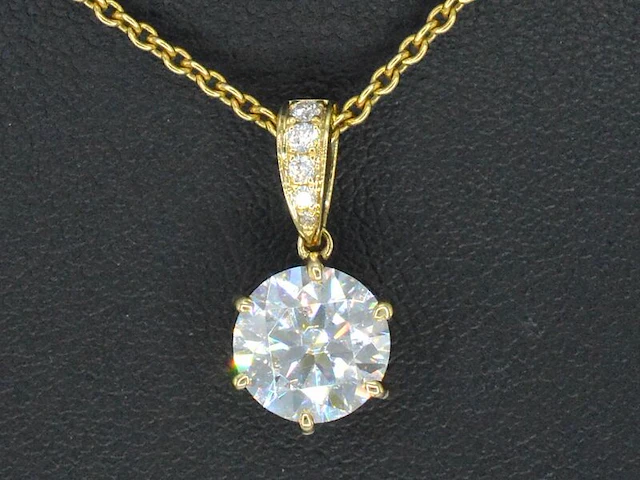 Gouden hanger met een diamant van 2.00 carat (excl. ketting) - afbeelding 1 van  9