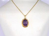 Gouden hanger met een natuurlijke amethist, excl. ketting - afbeelding 2 van  9