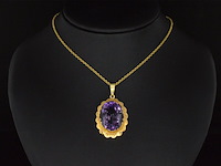 Gouden hanger met een natuurlijke amethist, excl. ketting - afbeelding 2 van  5