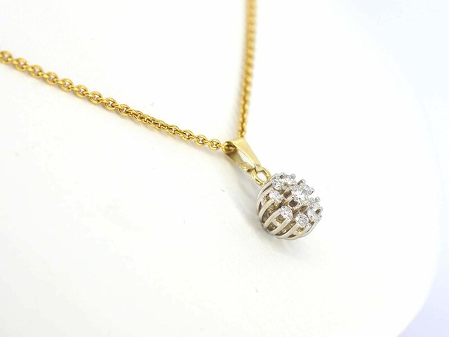 Gouden hanger met natuurliijke diamanten - afbeelding 4 van  10