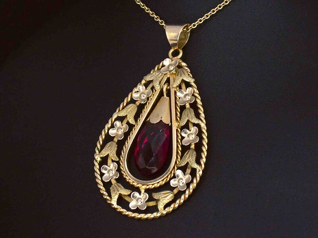 Gouden hanger robijn, excl. ketting - afbeelding 1 van  8