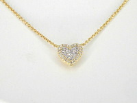 Gouden hartvormige hanger en collier vol met diamanten - afbeelding 1 van  12