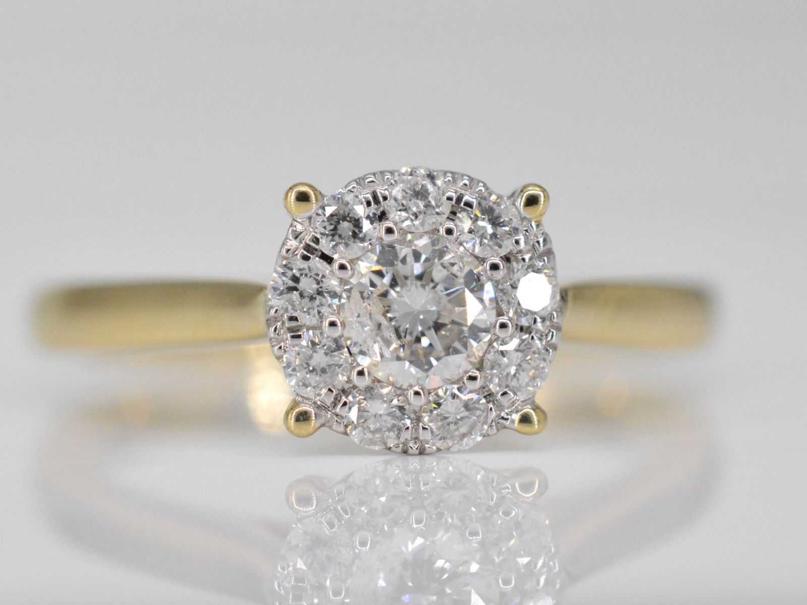 Gouden juwelen en diamanten