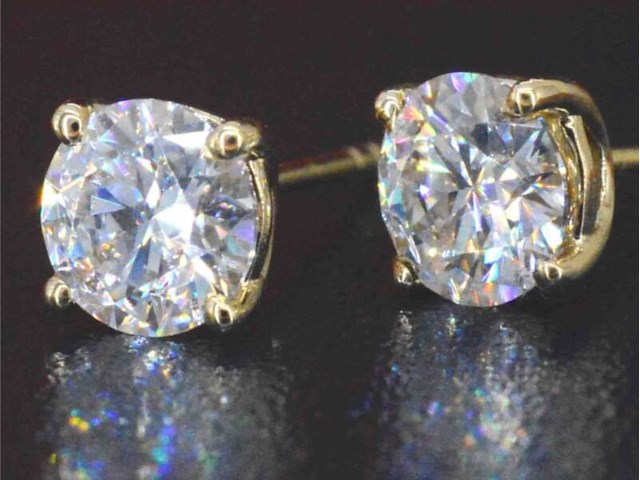 Gouden natuurlijke diamanten oorbellen van 2.00 carat - afbeelding 3 van  7