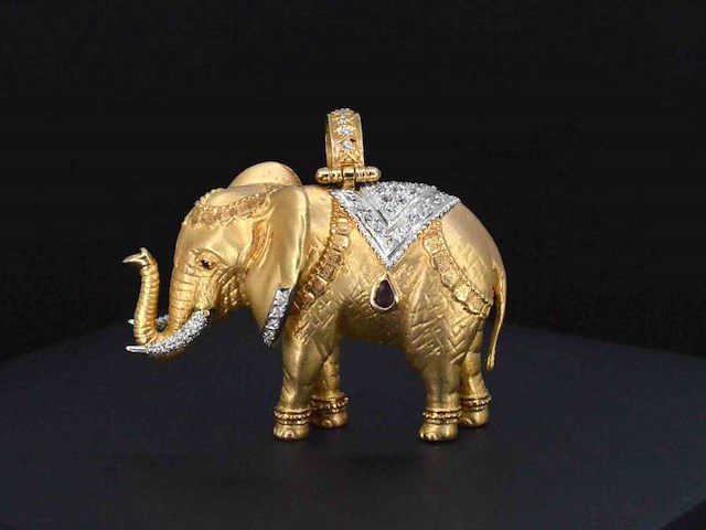 Gouden olifant zeer groot uitgevoerd, excl. ketting - afbeelding 6 van  10