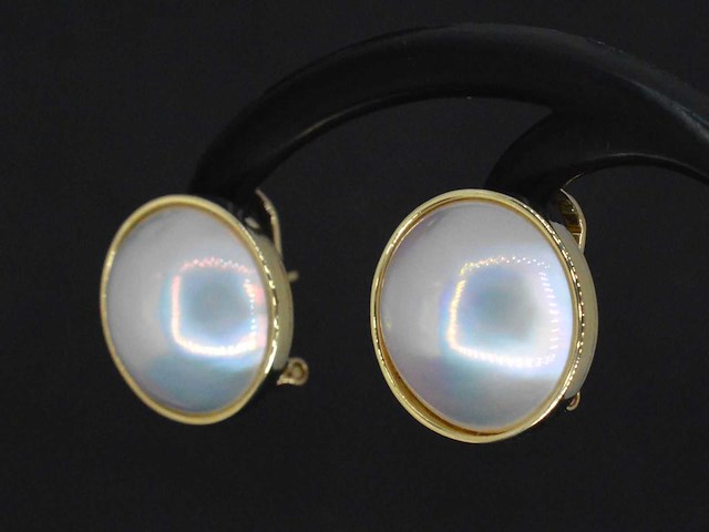 Gouden oorbellen blister parels - afbeelding 2 van  5