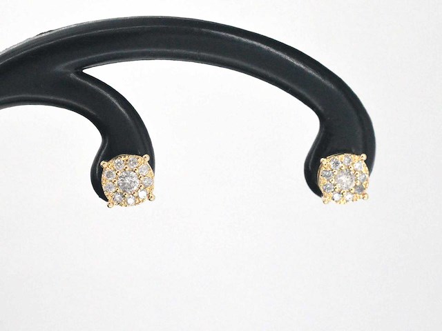 Gouden oorbellen briljant geslepen diamanten - afbeelding 1 van  9