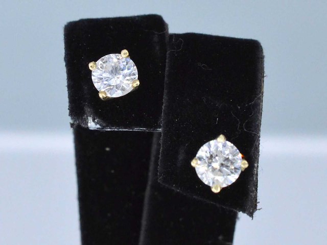 Gouden oorbellen diamant 1.00 ct - afbeelding 1 van  4