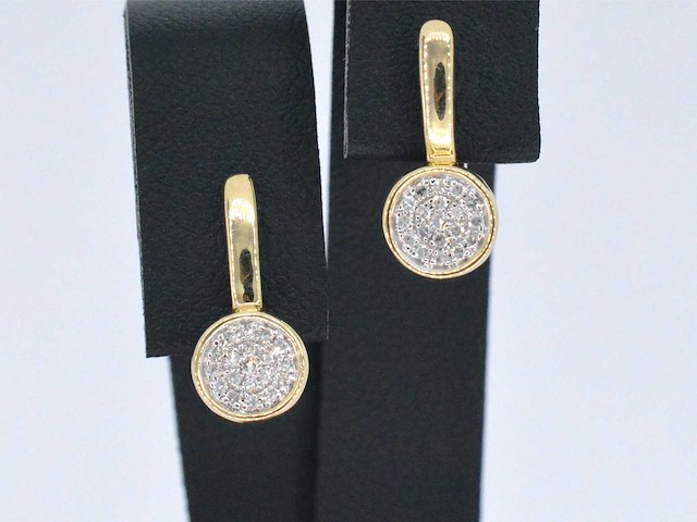 Gouden oorbellen met diamant - afbeelding 1 van  8