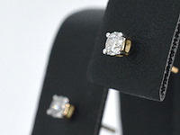 Gouden oorbellen met diamant - afbeelding 3 van  9