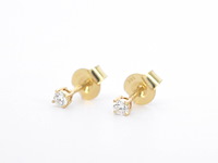 Gouden oorbellen met diamant - afbeelding 5 van  11