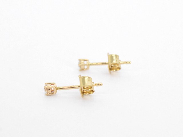 Gouden oorbellen met diamant - afbeelding 9 van  11