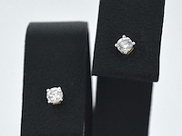 Gouden oorbellen met diamant