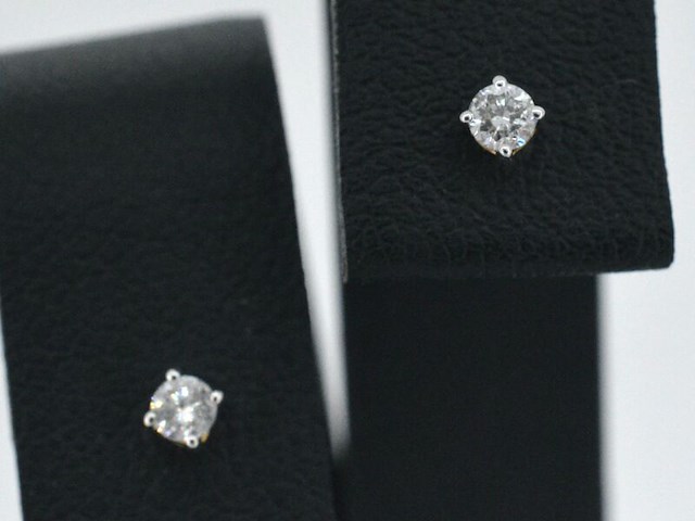 Gouden oorbellen met diamant - afbeelding 1 van  3