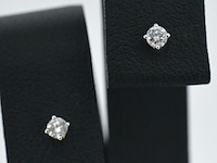 Gouden oorbellen met diamant